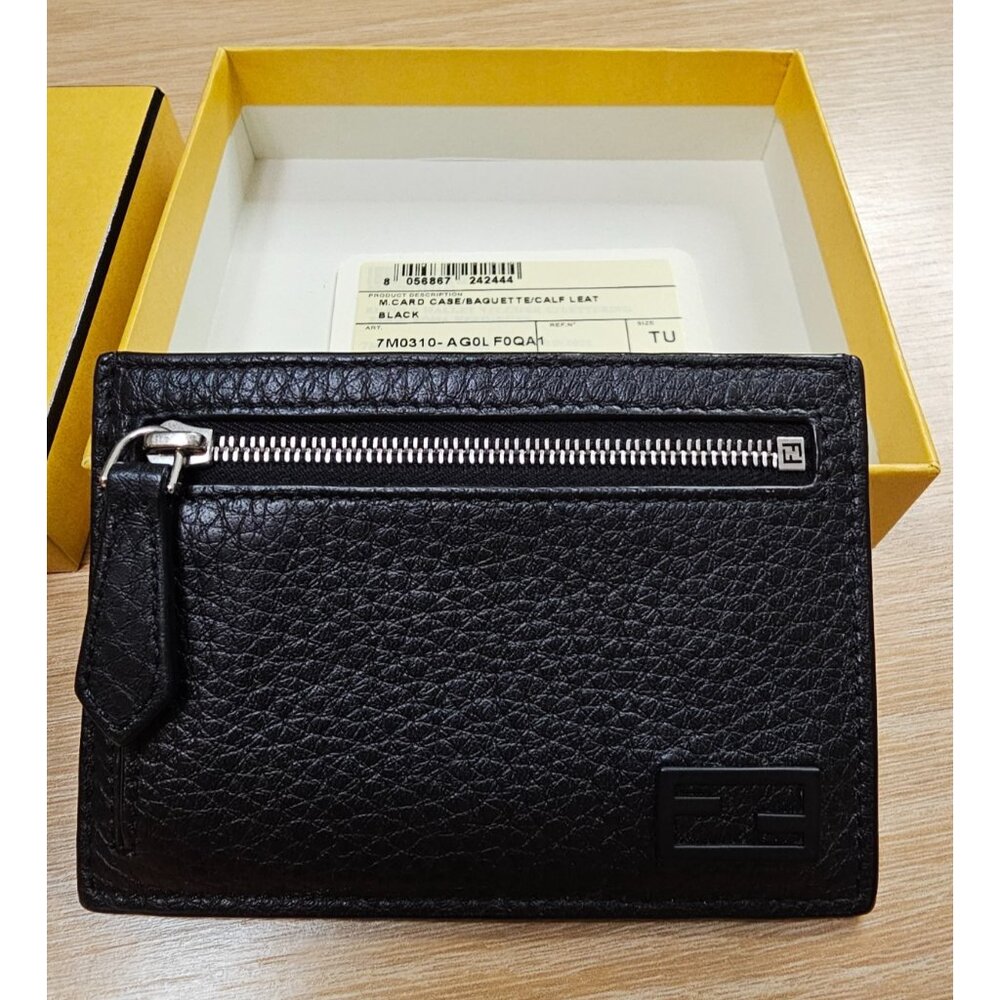 FENDI Black Textured Leather Logo Credit Card Holder Wallet Zipper FF + Box Tag